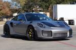Porsche 911 GT2 RS Weissach Package 2018 года